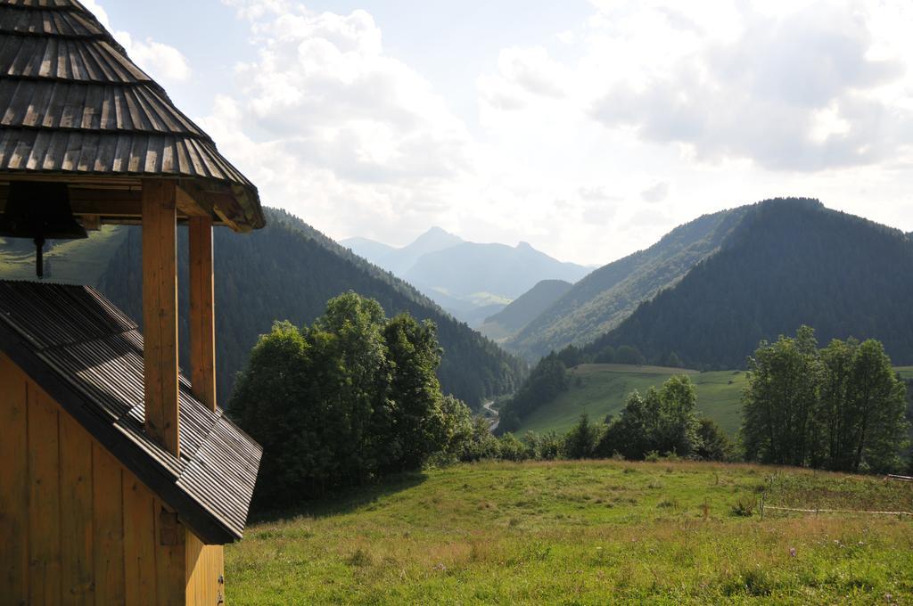 Drevenicka 110 Villa Zazriva Bagian luar foto
